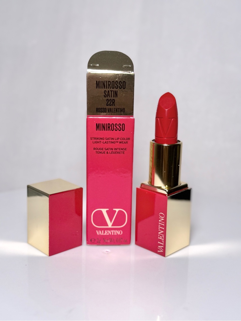 Valentino MiniRosso  LipColor Lipstick  22r Rosso Valentino Travel size